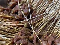 Resep Sate Daging Sapi Idul Adha Empuk Bumbu Meresap, Anti Alot!