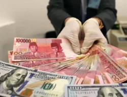 Kurs rupiah hari ini, Senin (11/5/2026) dibuka melemah ke level Rp17.386 per dolar AS. Simak analisis penyebab dan pergerakan terbarunya
