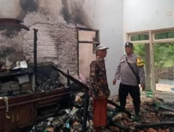 Ditinggal Takziah, Rumah Warga di Pulau Giliraja Sumenep Ludes Terbakar, Kerugian Capai Rp300 Juta!