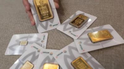 Harga Emas Hari Ini 7 Juni 2026: Antam Stabil, Global Berpotensi Menguat