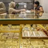 Harga Emas Perhiasan Melonjak Tajam Senin 15 Juni 2026: Dampak Kesepakatan Damai AS-Iran