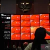 IHSG Merana di Awal Pekan: Terjun Bebas Jauhi Level 6.000 Dihantam Sentimen Domestik dan Global