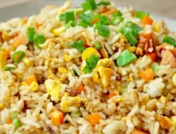 Resep Nasi Goreng Hong Kong Ala Resto Bintang 5, Gurih Praktis Tanpa Kecap Manis!