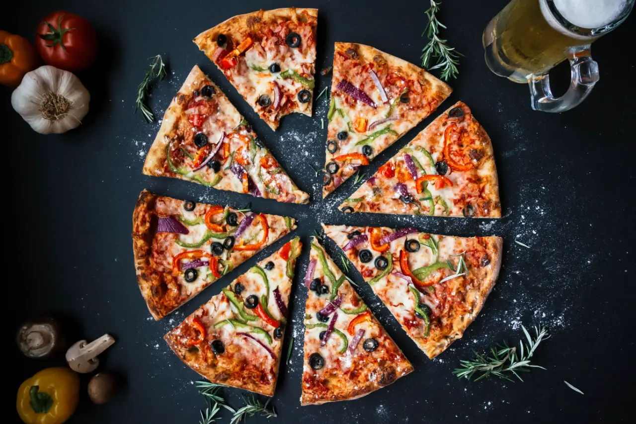 Rahasia Pizza Homemade Super Lezat: Resep Adonan Empuk & Topping Kekinian!