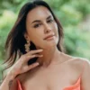 Sophia Latjuba: Pesona Abadi Sang Bintang Multi Talenta di Panggung Hiburan Indonesia