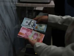 BI Rate Naik Lagi Jadi 5,75%, Rupiah Justru Keok 3 Hari Beruntun Lawan Dolar AS!