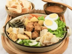 Resep Gado-Gado Lezat Anti Gagal: Panduan Lengkap Bumbu Medok & Sayuran Segar!