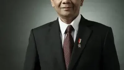 Mahfud MD: Guru Besar, Penegak Konstitusi, dan Pengabdi Bangsa Multidimensi
