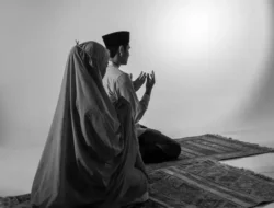 Mendalami Tradisi Doa Awal Tahun Hijriah: Refleksi dan Harapan di Balik Pergantian Kalender 1448 H