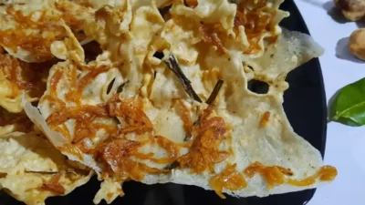 Resep Peyek Kacang Renyah Tahan Lama: Warisan Kuliner Kaya Rasa dan Sejarah