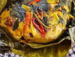 Resep Pepes Ayam Pedas Daun Jeruk: Sensasi Gurih, Pedas, dan Harum yang Menggugah Selera!