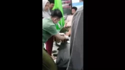 Gara-Gara Asmara dan Saling Senggol, Carok Berdarah 2 vs 1 Pecah di Sampang!