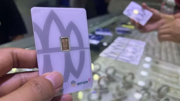 Terungkap! Harga Emas Antam, UBS, dan Galeri24 Hari Ini 13 Juli 2026: Turun Drastis atau Melesat Tinggi?