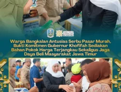 Ibu-Ibu Serbu Pasar Murah di Bangkalan, Gubernur Khofifah Turun Tangan Bagikan Sembako!