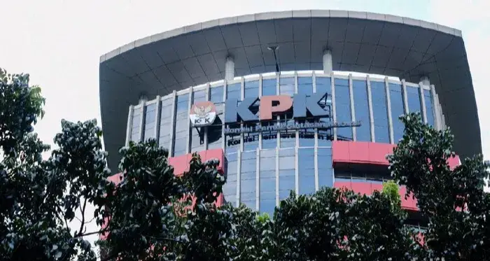 Kasus Suap Audit Muara Enim: KPK Geledah Rumah Anggota BPK Bobby Rizaldi!