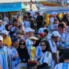 Lautan Suporter Biru-Putih Padati Dermaga Pamekasan Jelang Final Piala Dunia 2026