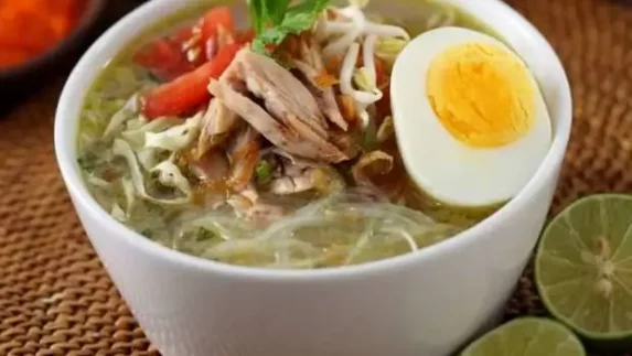Resep Soto Ayam Kuning Gurih Bikin Nagih, Dijamin Anti Gagal!