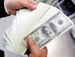 Rupiah Kian Terpuruk! Kurs Dolar AS Hari Ini Tembus Rp18.115, Cek Perbandingan BCA, Mandiri, dan BNI