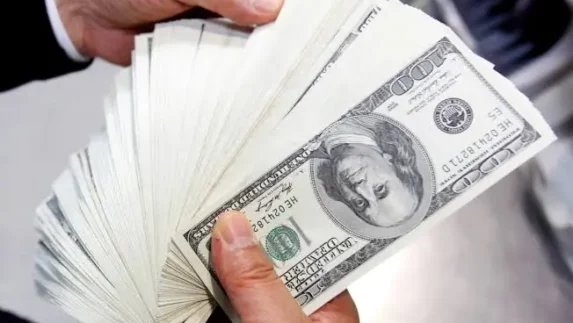 Rupiah Kian Terpuruk! Kurs Dolar AS Hari Ini Tembus Rp18.115, Cek Perbandingan BCA, Mandiri, dan BNI