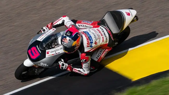 Veda Ega Start Posisi 13 di Moto3 Jerman 2026, Ini Link Live Streaming Resminya!
