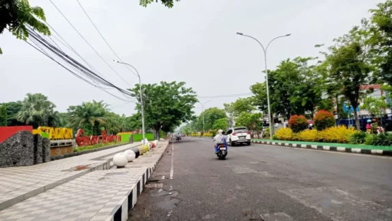 Prakiraan Cuaca Bangkalan Hari Ini 16 Juli 2026: Mayoritas Cerah Terik, Cek Kondisi Kecamatan Anda!
