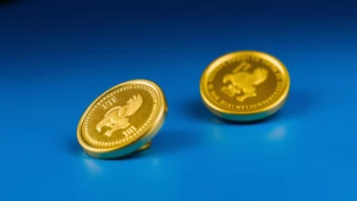 Emas Antam Stabil di Rp2,6 Juta pada Sabtu Pagi, Investor Cermati Potensi Kenaikan Lanjutan!