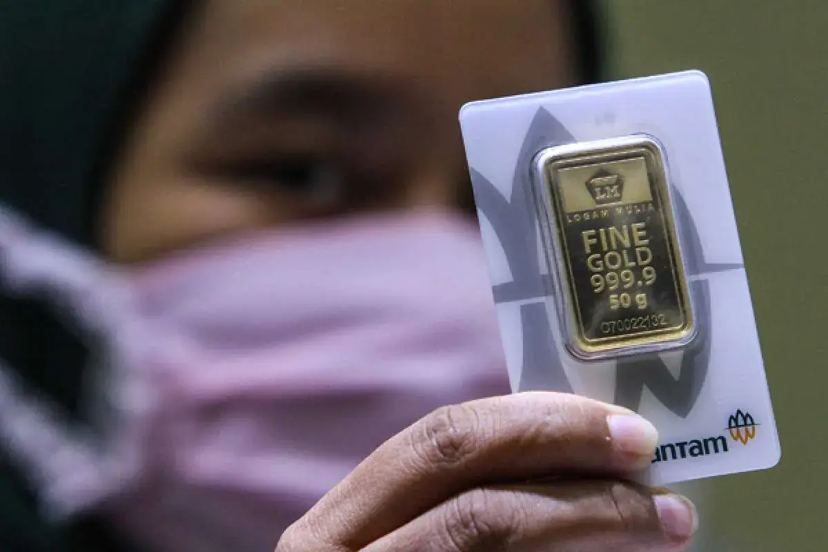 Harga Emas Antam 1 Juli 2026 Terkoreksi: Turun Rp 5.000 per Gram, Buyback Ikut Melemah