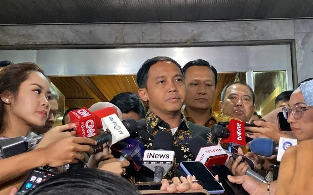Kasus Suap Bupati Kuansing: KPK Buka Peluang Periksa Menteri Kehutanan Raja Juli Antoni