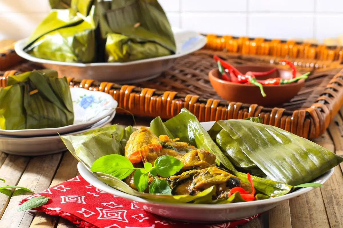 Resep Pepes Ayam Kuning Tradisional: Dijamin Empuk, Harum Menggoda!