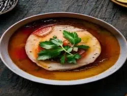 Resep Soto Betawi Gurih Kental Anti Gagal: Rahasia Lezatnya Kuah Susu & Santan!