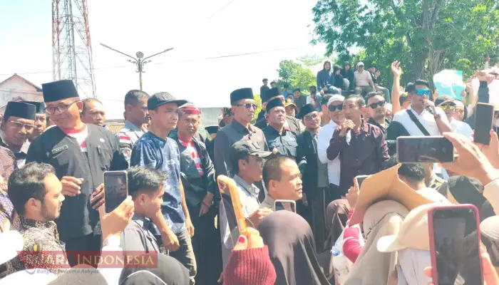 Ribuan Pekerja Kepung DPRD Pamekasan, Wabup Jamin Program Makan Bergizi Gratis Tetap Lanjut