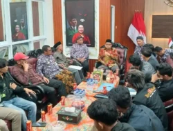 Marak di Medsos, Mahasiswa Gedor DPRD Sumenep Desak Regulasi Pencegahan LGBT