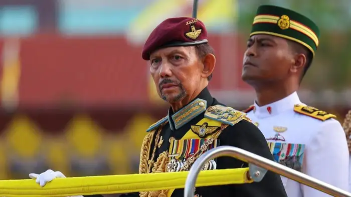 Sultan Brunei Cabut Gelar Kerajaan Menantu Perempuan karena Perilaku Tak Pantas