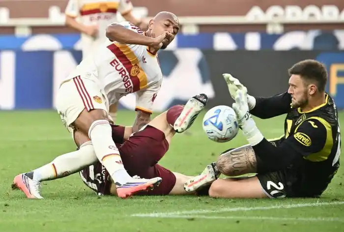 AS Roma Rebut Puncak Klasemen Liga Italia Usai Bungkam Torino 2-0!