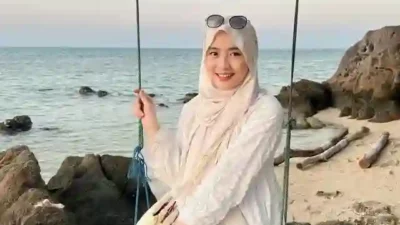 Aisha Nadine Sharikha curi perhatian di Clash of Champions S3. Mahasiswi IPB ini punya gelar Grand Master dan 120+ medali.