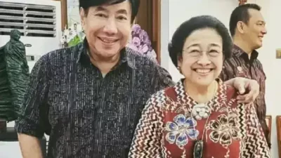 Berita Duka: Guruh Soekarnoputra Tutup Usia, PDIP Kibarkan Bendera Setengah Tiang