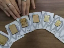 Harga Emas Antam Anjlok ke Rp2,6 Juta Hari Ini, Cek Simulasi Untung Ruginya