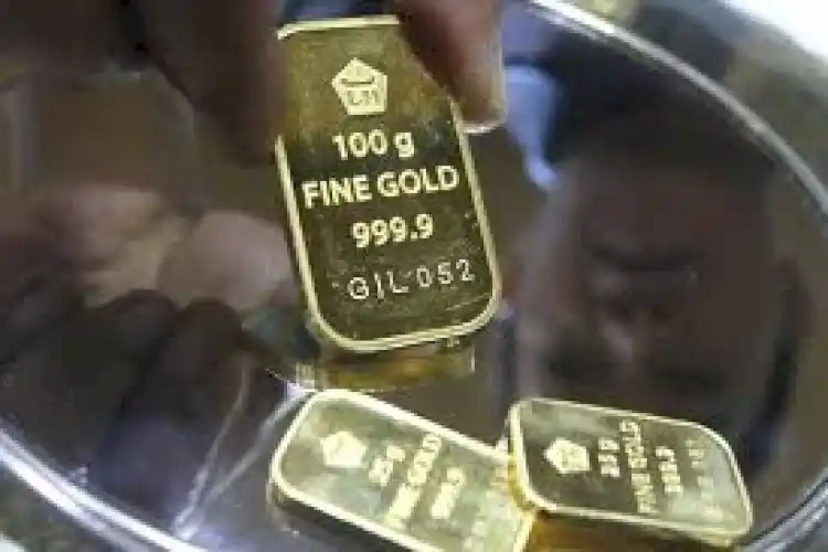 Harga Emas Antam Hari Ini Anjlok! Cek Rincian Lengkapnya di Sini