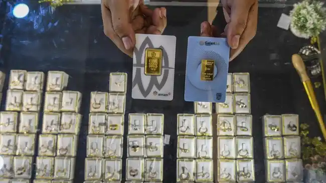 Harga Emas Antam Hari Ini Melonjak Tajam! Tembus Rp2,623 Juta per Gram