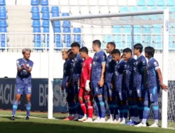 Jelang Arema FC vs Persik: Taktik Unik Singo Edan Bikin Macan Putih Tertantang