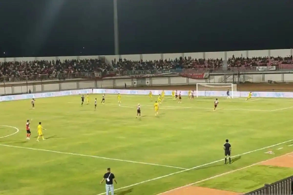Madura United Comeback Dramatis 2-1 Atas PSIM Yogyakarta di SGMRP