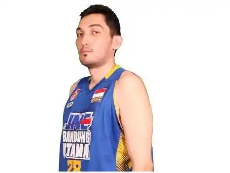 Profil Daniel Ekaputra, Pemeran Apoy di Pertaruhan The Series 3