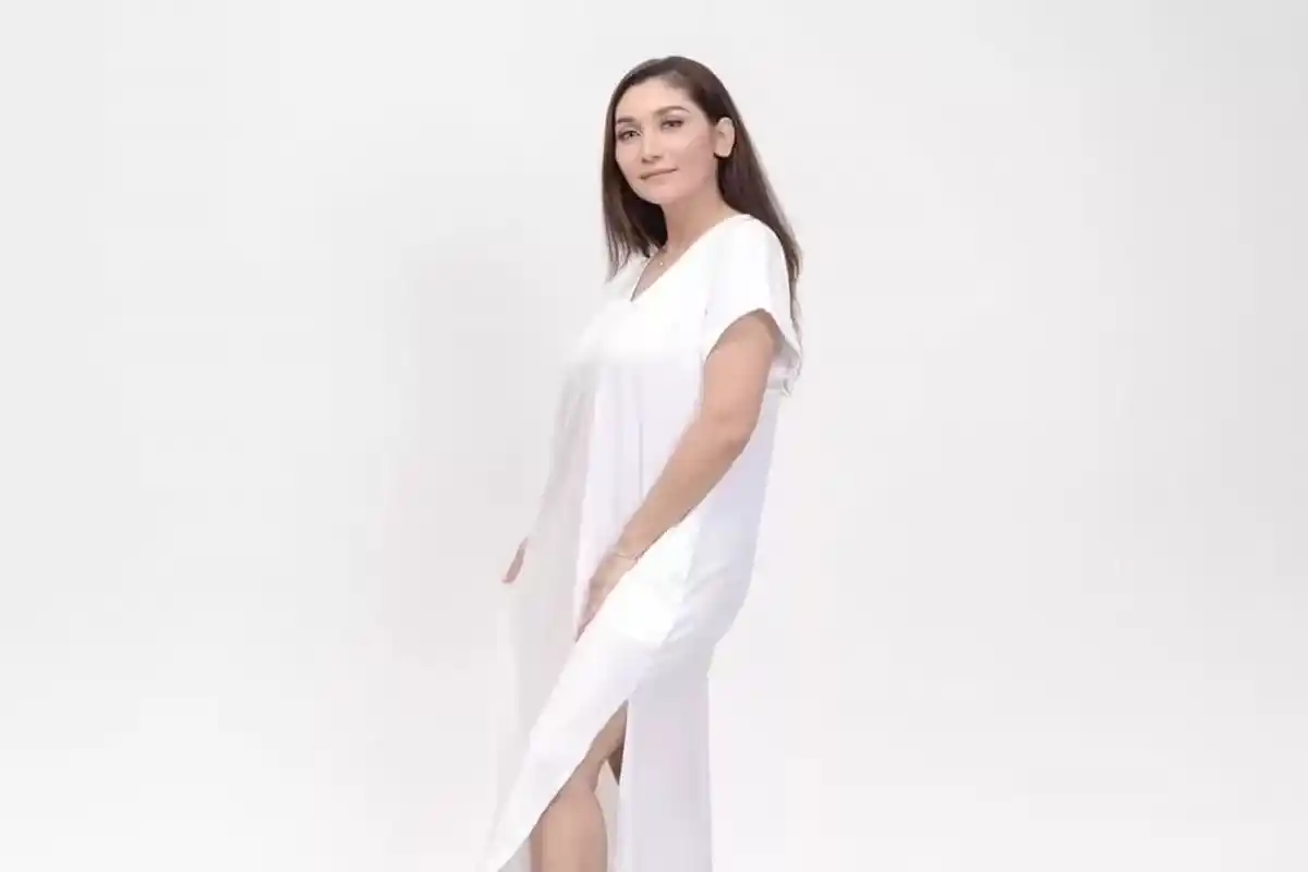 Profil dan Perjalanan Hidup Baby Margaretha, Mantap Berhijab hingga Suami Barunya
