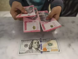 Rupiah Mendadak Tancap Gas Dini Hari, Balikkan Arah Lawan Dolar AS
