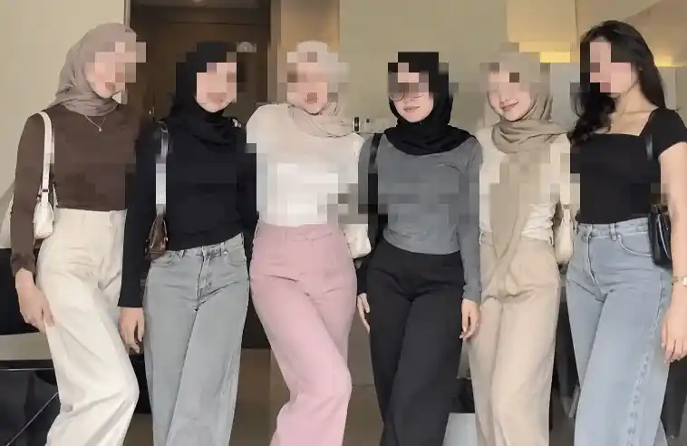 Video 5 Perempuan Berhijab di Media Sosial Viral, Gaya Busana Jadi Sorotan Warganet