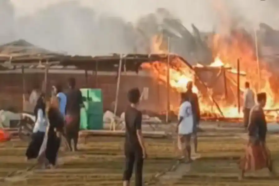 Warga Panik! Gudang Tembakau di Sampang Ludes Terbakar, Kerugian Puluhan Juta