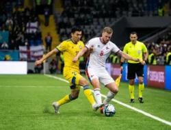 Drama 4 Gol dan 2 Kartu Merah: Kazakhstan dan Kepulauan Faroe Berbagi Angka di Astana Arena