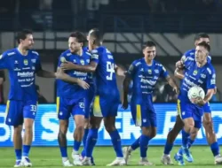 Hasil Persib vs Dewa United 2-2: Comeback Dramatis Pangeran Biru Selamatkan Muka di Rumah