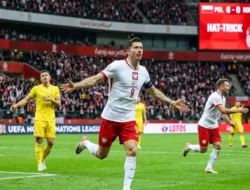 Hattrick Lewandowski Bantai Rumania 6-0, Polandia Pesta Gol di UEFA Nations League!