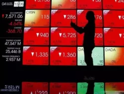 IHSG Ambrol 10,76 Persen Sesi I: Sektor Barang Baku Rontok, 30 Saham Kena ARB